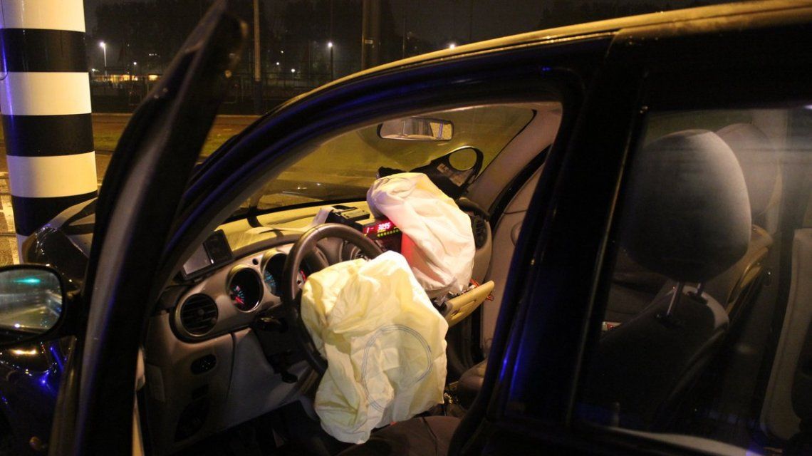 Por la violencia del golpe se disparó el airbag