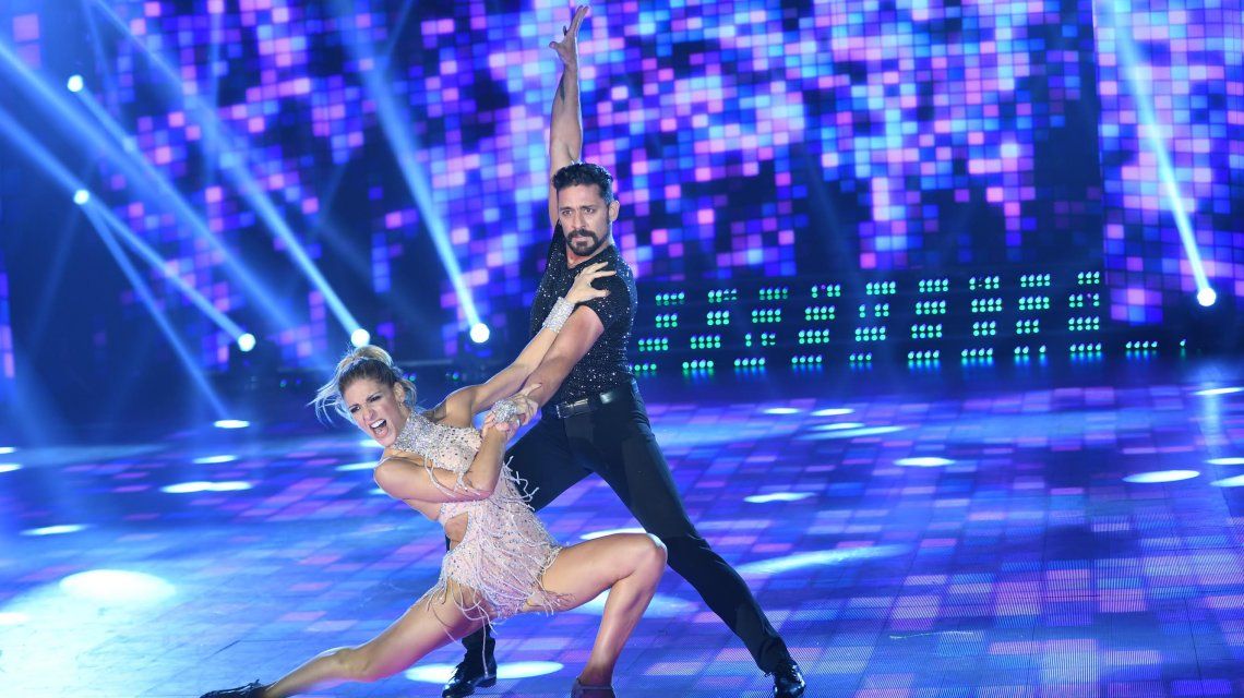 Macarena Rinaldi y Hernán Piquín en el chachachá pop Macarena Rinaldi y Hernán Piquín en el chachachá pop