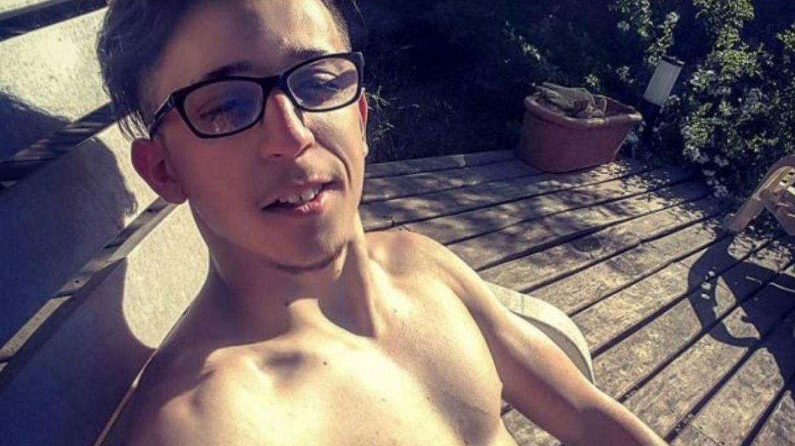 Presentaron A Rodrigo Noya Como Sex Symbol Y Estallaron Los Memes Television Rodrigo Noya