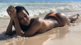 El video del blooper de Silvina Escudero en el mar mientras posaba en topless El video del blooper de Silvina Escudero en el mar mientras posaba en topless