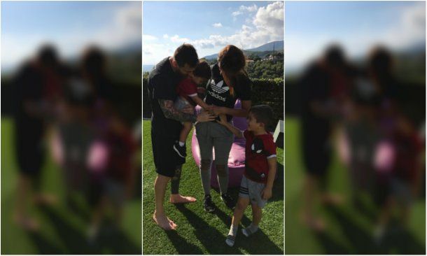 La tierna foto de Messi y Antonela junto a sus hijos<br>