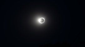 Durante el eclipse se realizó un videoclip (gentileza Telam) Durante el eclipse se realizó un videoclip (gentileza Telam)