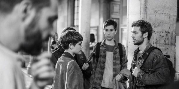 Merlí: Azul Fernández junto a Pere Vallribera y Carlos Cuevas en el rodaje de la serie