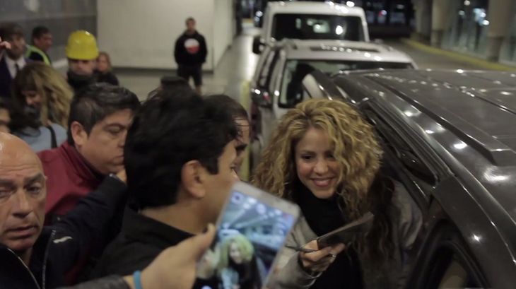 VIDEO: El fervoroso recibimiento a Shakira en Argentina