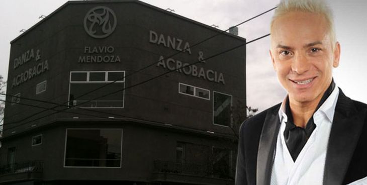 Flavio Mendoza tras los pasos de Reina Reech, abrió otra escuela