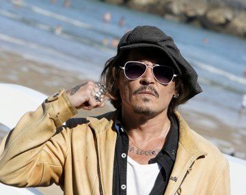 Johnny Depp quiere saber si su ex pareja donó el dinero del divorcio
