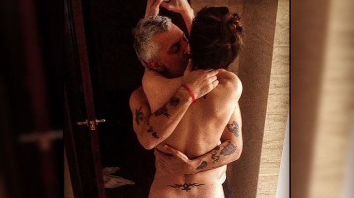 Andrea Rincón se fotografió desnuda con su novio en Instagram